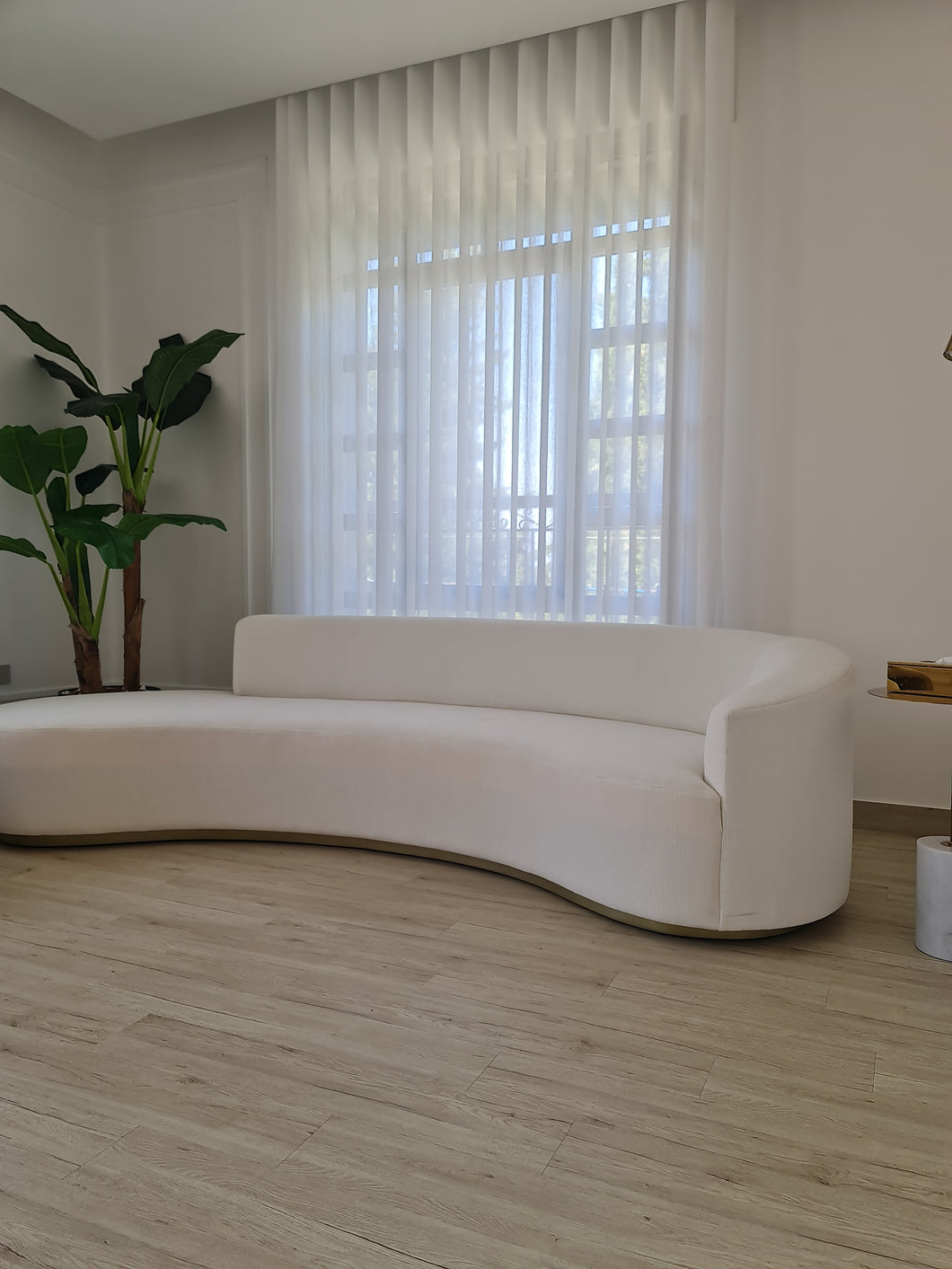 Kidney sofa